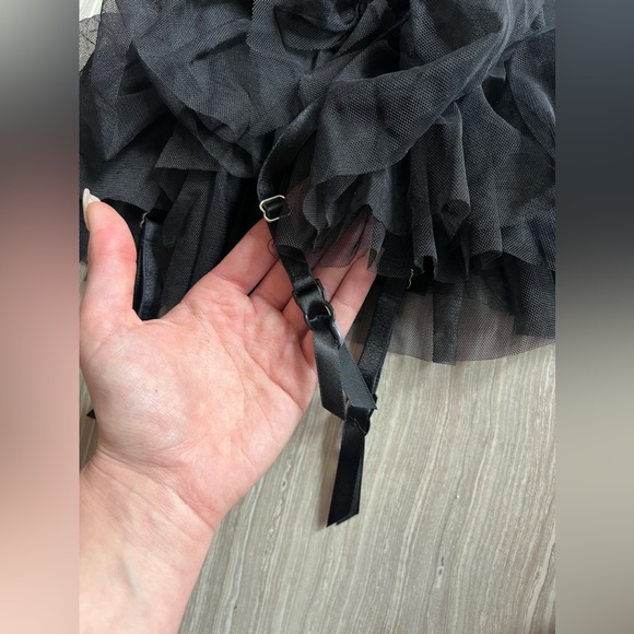 NWOT 🖤 Victoria’s Secret VS Size 34C Boned Mesh Push Up Bustier w/ Garters - Picture 5 of 10